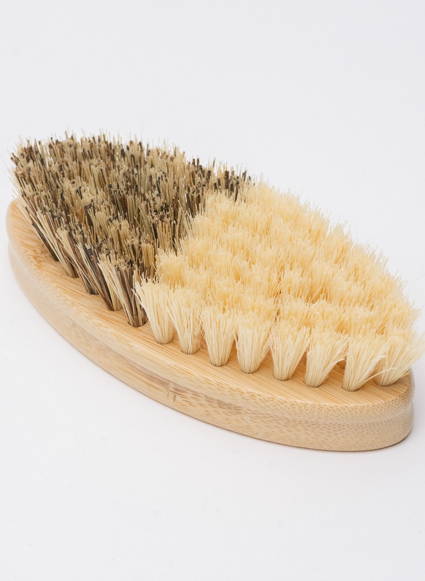 CASA AGAVE® Duo Tone Vegetable Brush | General Cleaning - No Tox Life® - NO TOX LIFE