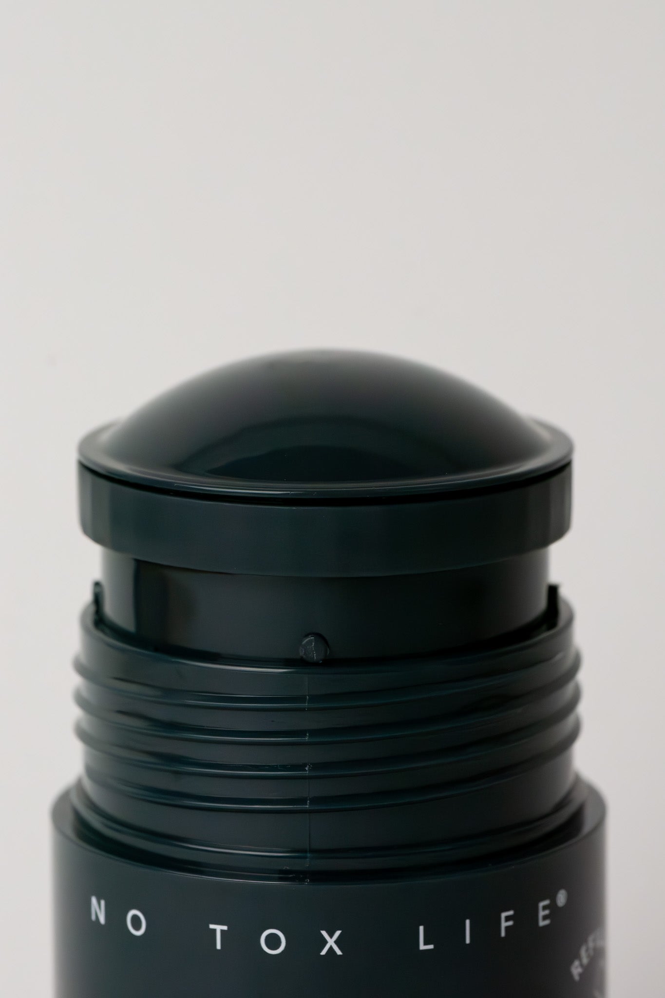 SOLIDSILK® Refillable Deodorant (Earl Grey) - Extra Strength - No Tox Life® - NO TOX LIFE