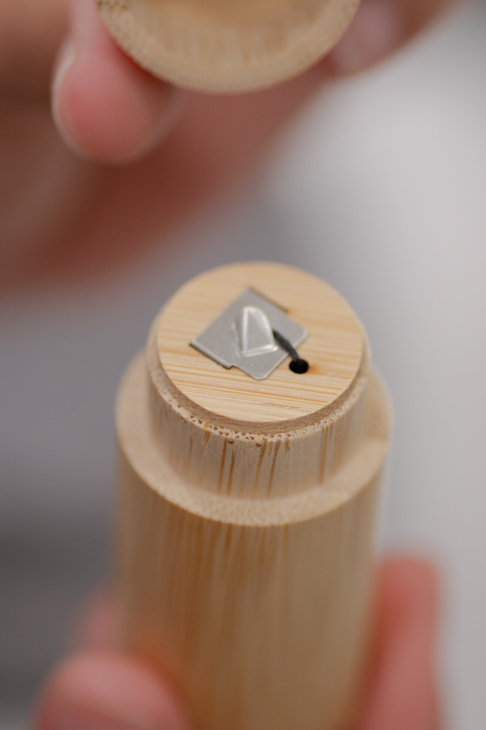 Charcoal Floss - Bamboo Holder - No Tox Life® - NO TOX LIFE