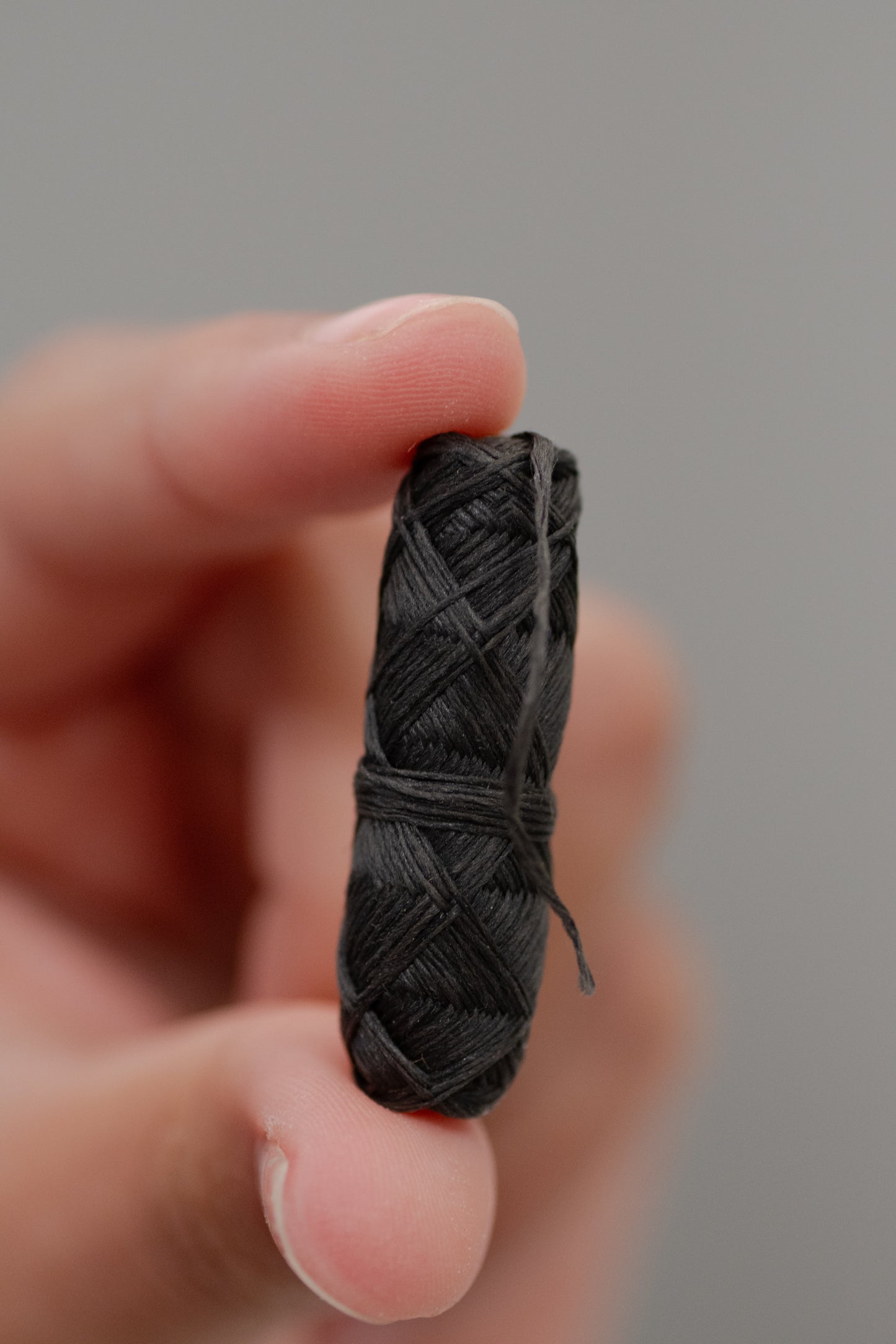 Charcoal Floss - Bamboo Holder