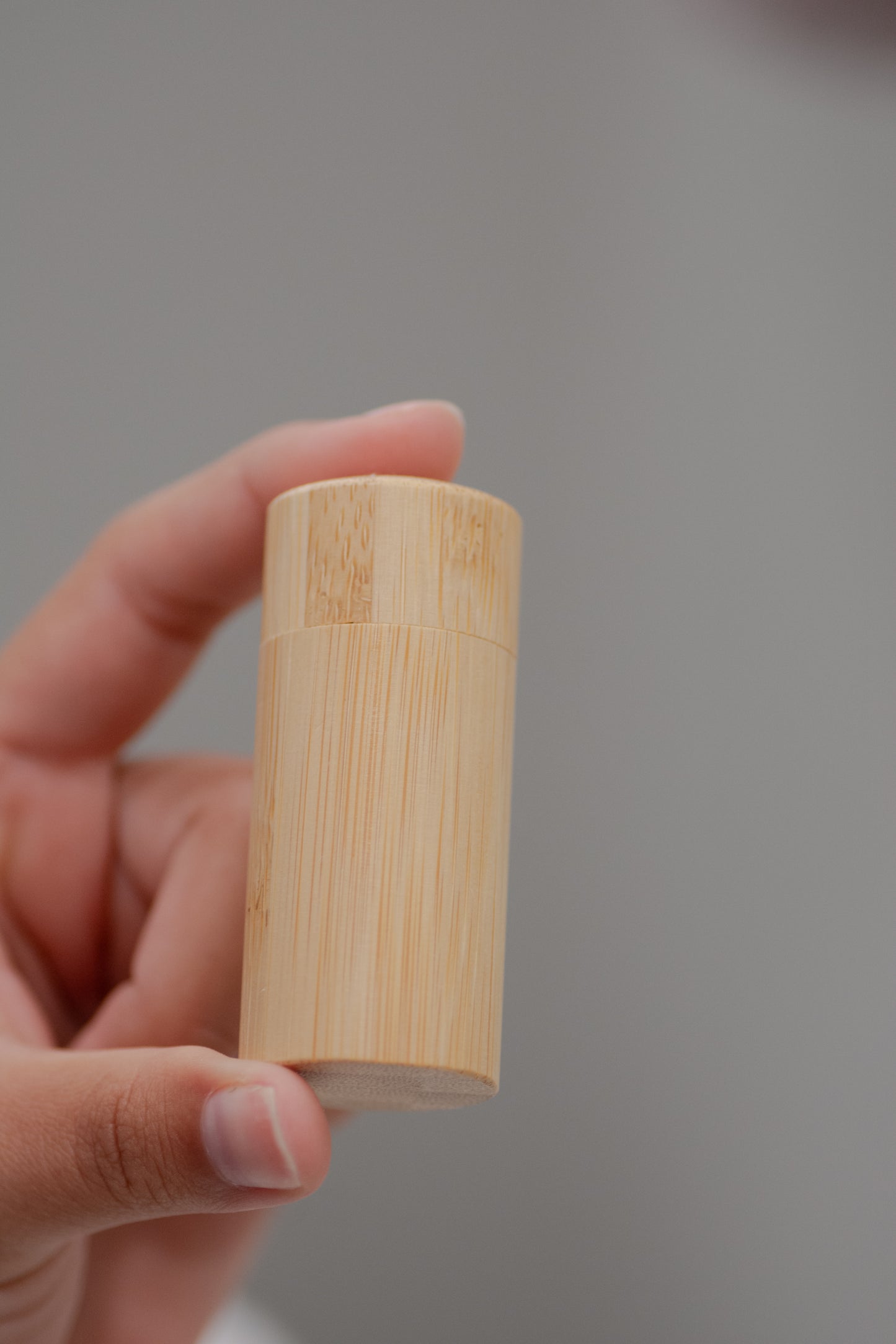 Charcoal Floss - Bamboo Holder