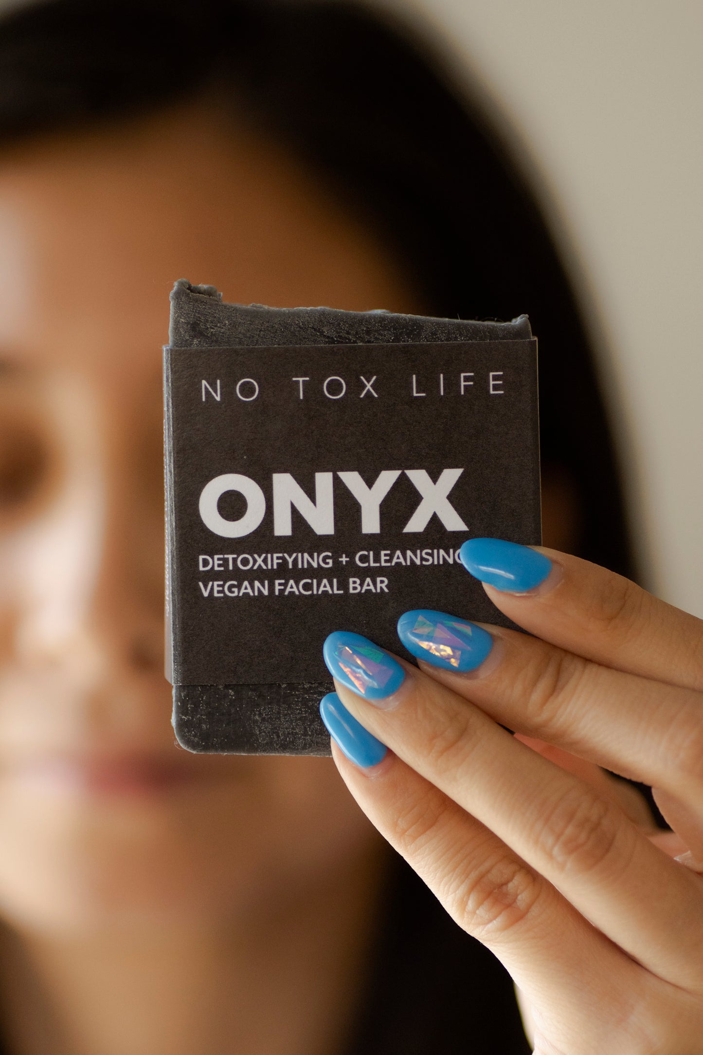 SOLIDSILK® ONYX - Facial Cleansing Bar - No Tox Life® - NO TOX LIFE