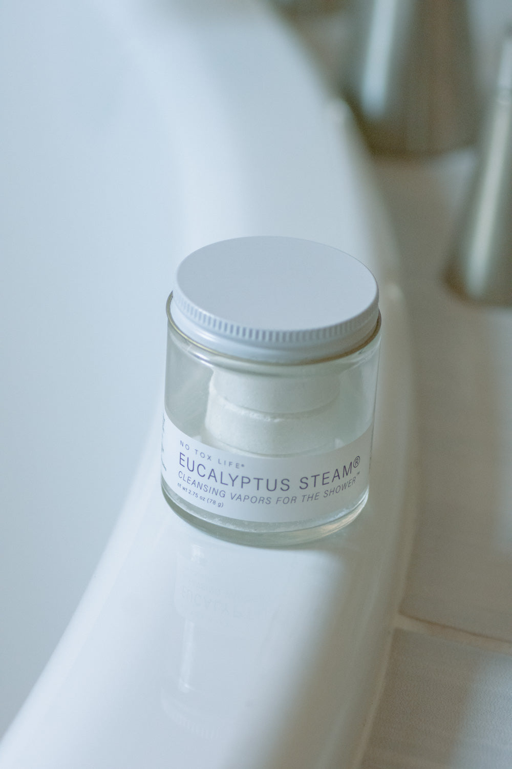 EUCALYPTUS STEAM® Cleansing vapors for the shower® - Mini Jar - No Tox Life® - NO TOX LIFE